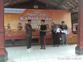 Padukuhan Senedi Juara Umum Festival Nguri-Uri Kabudayan #2